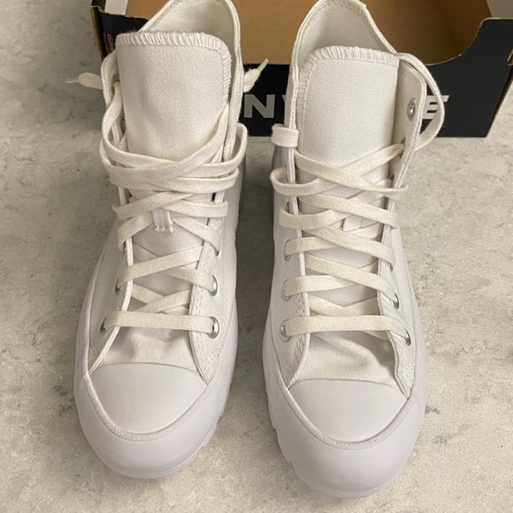 Converse All-Star Chuck Taylor Women's White High-Top Platform Lugged Heel. 6.5 - Picture 4 of 11